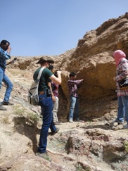 Dr. Wathiq explain to his students how to use the compase